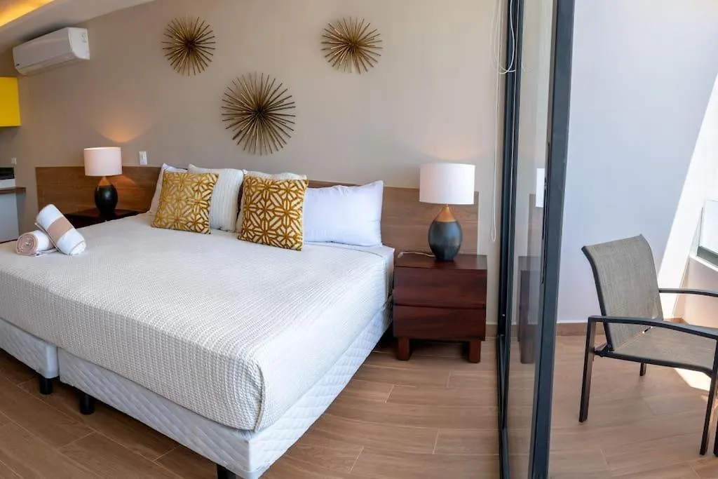 Apartman Yellow Condos Playa del Carmen Mexikó